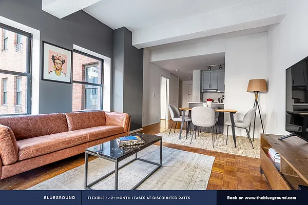 Rented by The Blueground | media 2