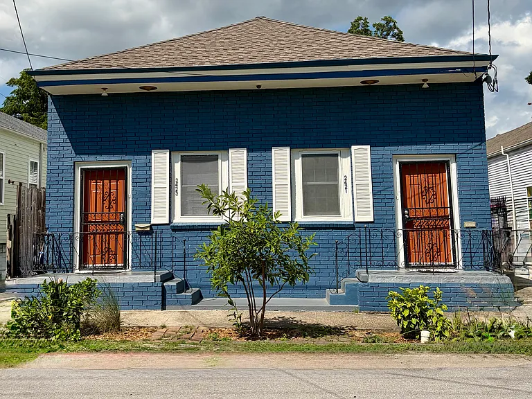 2423 Saint Ann St — Photo 12