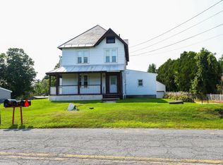 39 Middle Rd, Clarksburg, MA 01247
