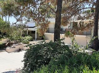 3830 Lake Garden Dr, Fallbrook, CA 92028