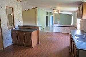 kitchen / dining area