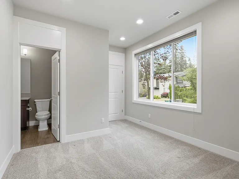 8629 NE 134th Pl — Photo 20
