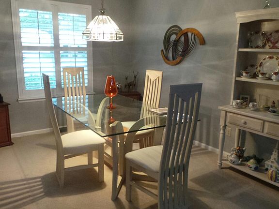 4th image of 10277 Forest Haven Dr E
