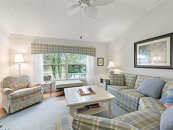 3rd image of 16605 SE 85th Langham Ct