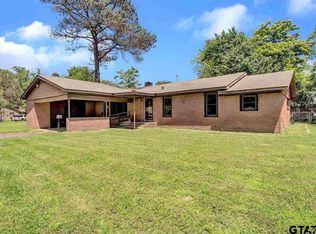 114 Hamrick St, Lindale, TX 75771