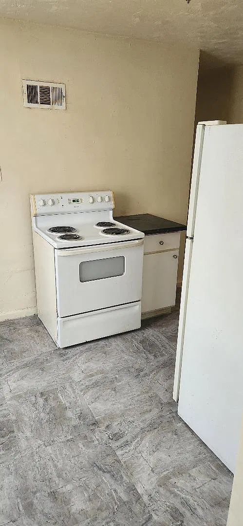1 bed, 700 sqft, $850 — Photo 4