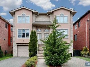 233 Lafayette Ave, Cliffside Park, NJ 07010