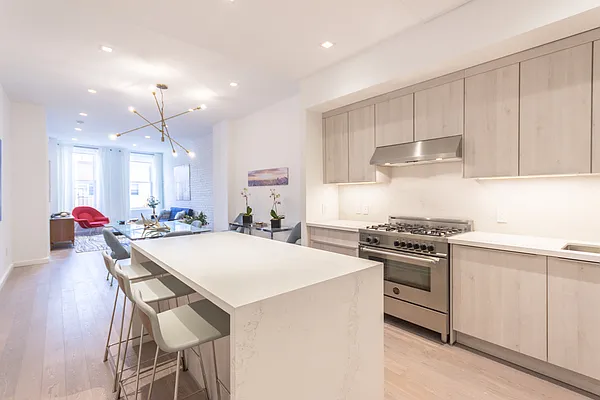 Rented by Compass | media 20