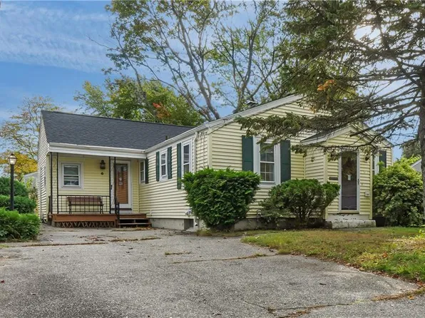 108 Falcon Ave, Warwick, RI 02888