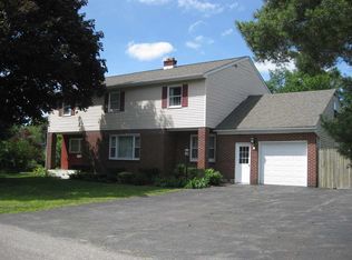 9 Malpass Rd, Albany, NY 12203