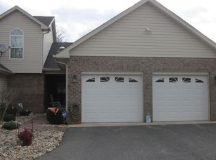 1024 Presidents Ln, Forest, VA 24551