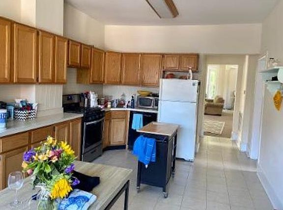 4th image of 3145 N Clifton Ave #3&4