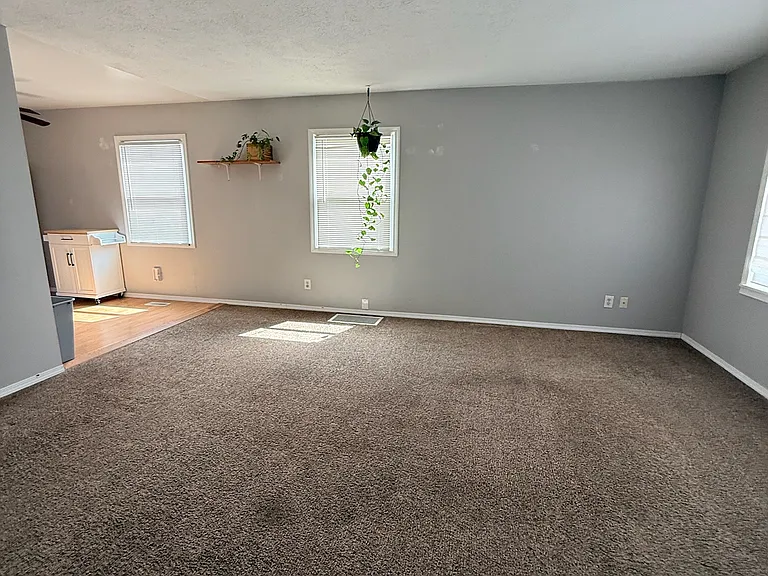7324 SE 84th Ave — Photo 4
