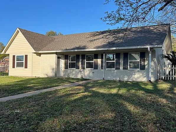 198 McGuire Dr, Long Beach, MS 39560