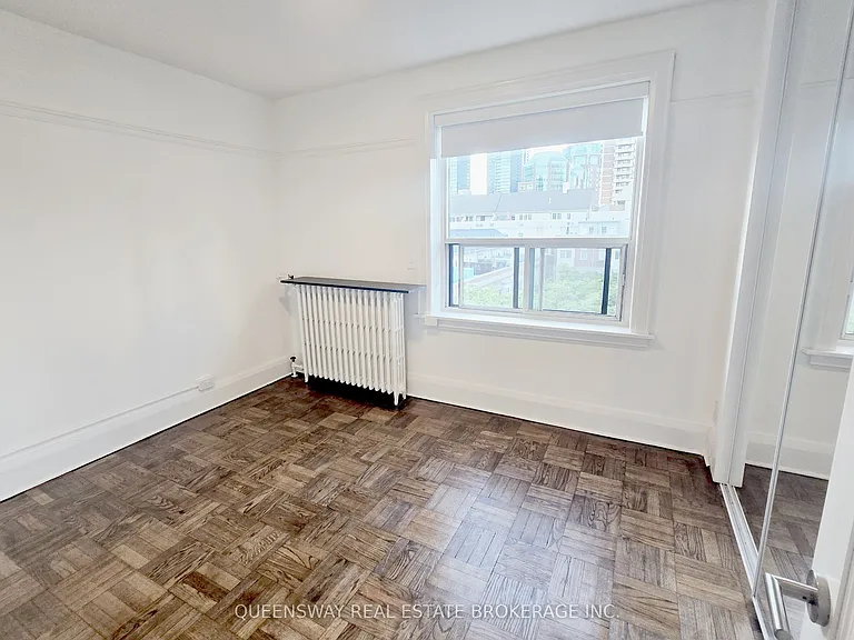 110 Wellesley St E #508 — Photo 11