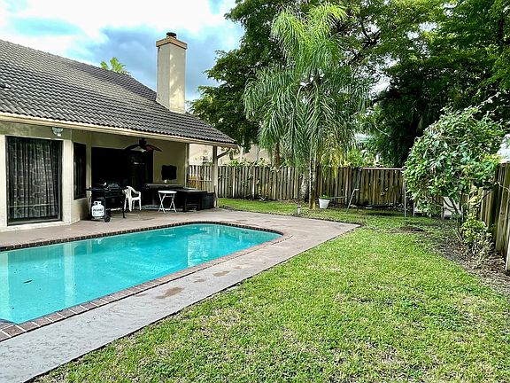 3rd image of 4644 NW 60th Ln
