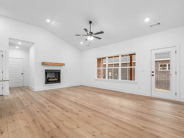 6808 Fir St — Photo 12