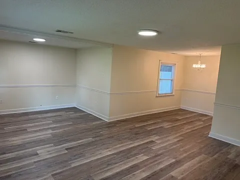 3 bed, 1136 sqft, $1,400 — Photo 2