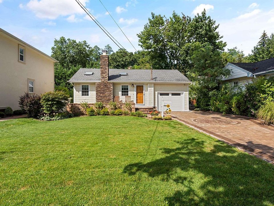 1st image of 103 Burnham Avenue