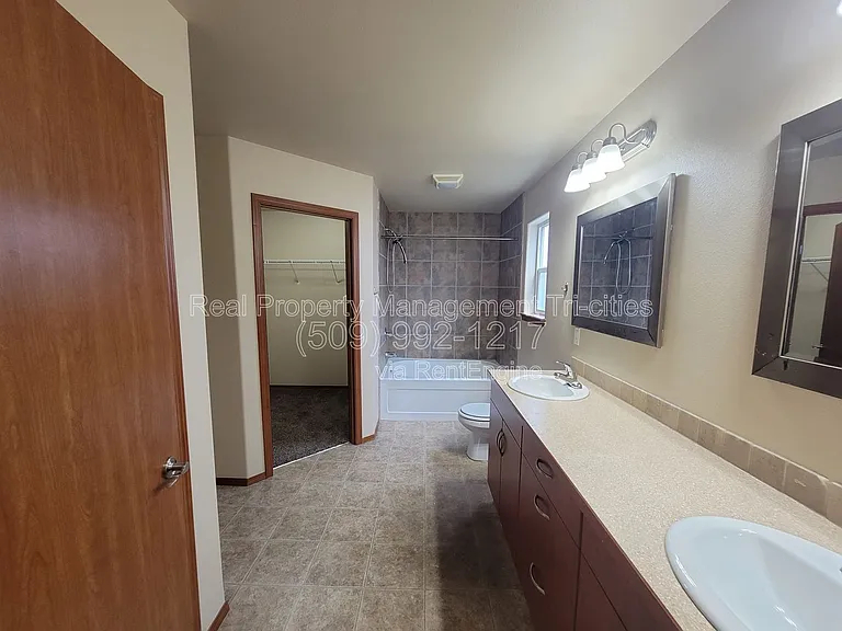 1653 Larkspur Dr — Photo 6