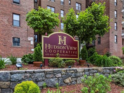 650 Warburton Avenue #6L, Yonkers, NY, 10701