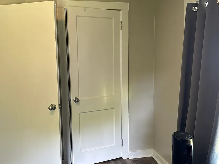 409 Cherry St — Photo 12