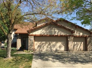 307 Shalako Dr, Oakdale, CA