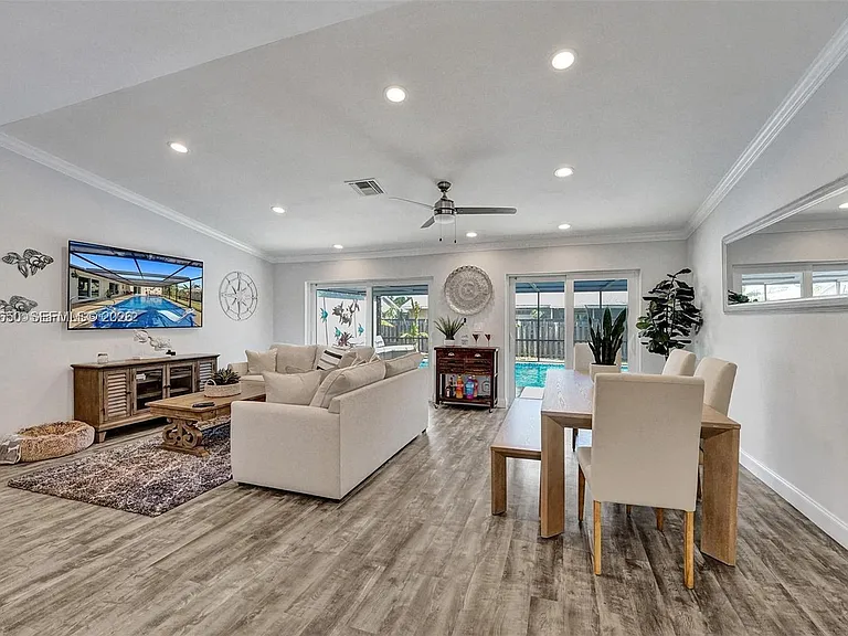 6549 Sleepy Willow Way — Photo 4