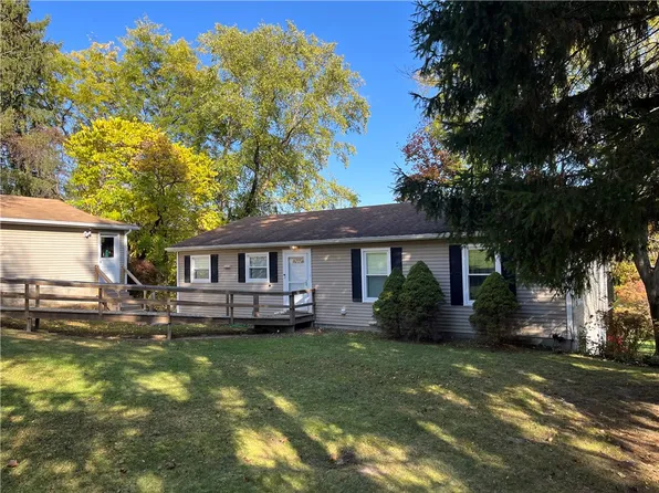 1421 Elmira Rd, Newfield, NY 14867