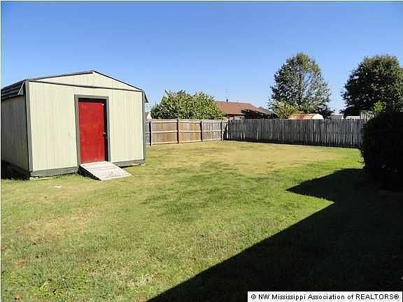 3rd image of 10382 Curtis Dr