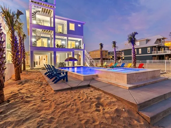 7396 Grand Navarre Blvd, Navarre, FL 32566