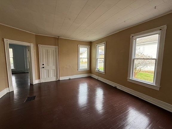 3rd image of 1313 West St Floor 1