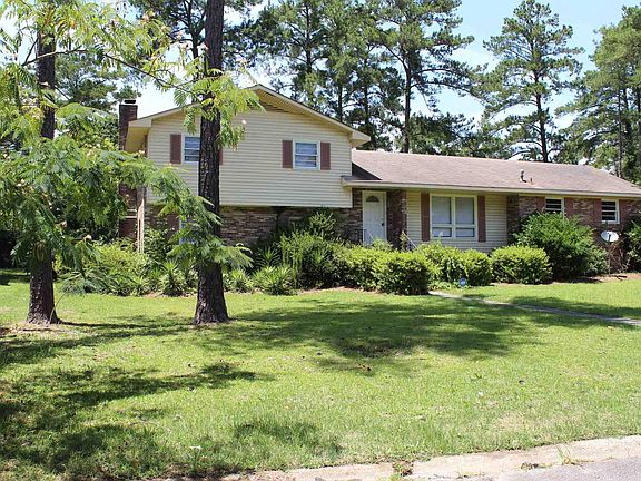 4th image of 8121 Fairglen Ln