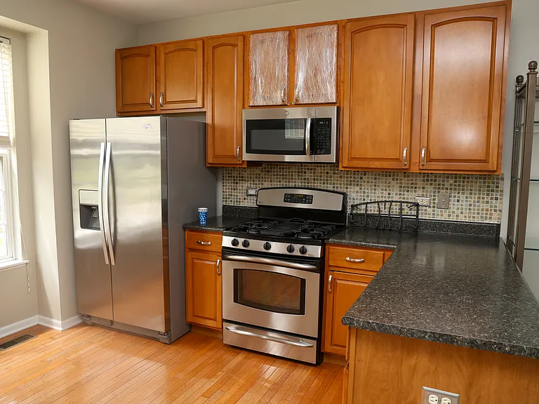 217 Comstock Dr — Photo 20