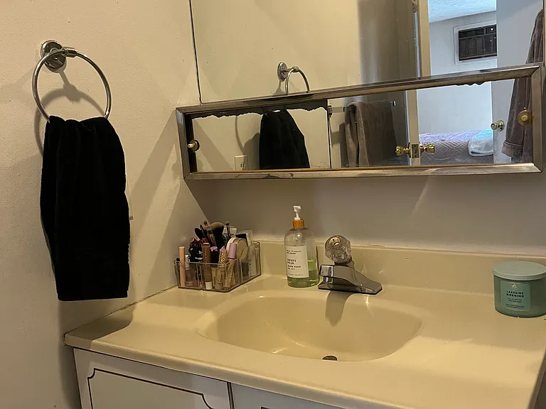 320 Fellsview Ter #326-C — Photo 9
