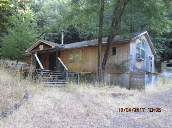 15900 Briceland Thorn Rd, Whitethorn, CA 95589