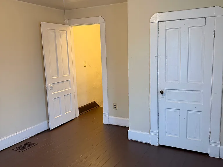 1753 W Morris St — Photo 13