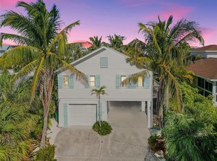 612 Fern St, Anna Maria, FL 34216