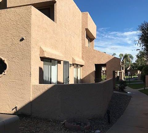 3rd image of 10828 N Biltmore Dr APT 137