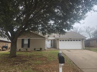 7258 Church Park Dr, Fort Worth, TX 76133