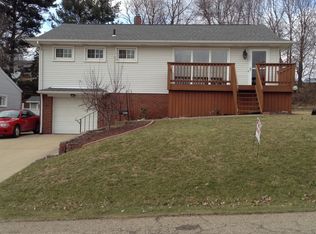 4447 Baunach St NW, Canton, OH 44708