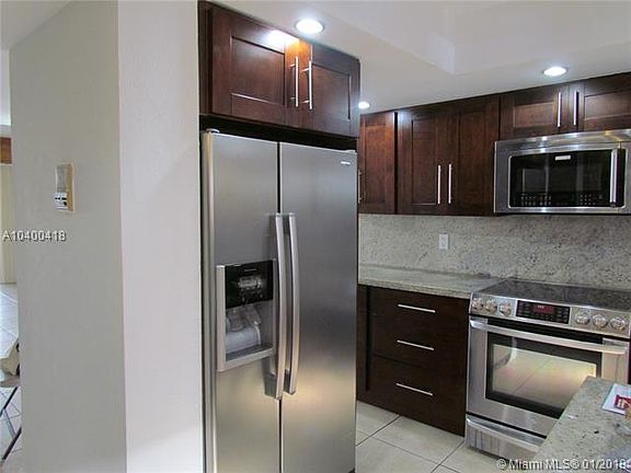 4th image of 16200 NW 2nd Ave APT 105