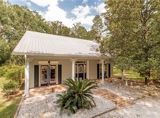 18526 Reeves Dr, Covington, LA 70435