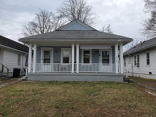 716 Brook Park Dr Photo 1