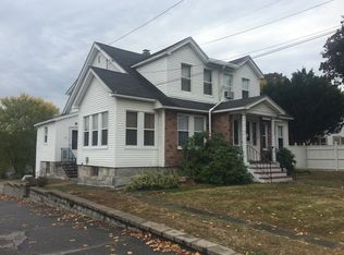 518 Lowell St, Methuen, MA 01844