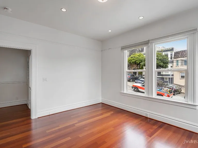 553 Sanchez St — Photo 3