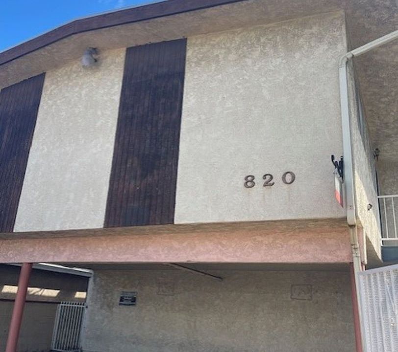 1st image of 820 Broad Ave APT 5