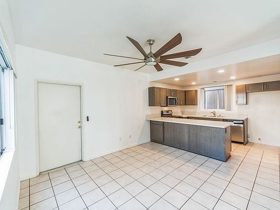 4th image of 1310 Palomar Pl