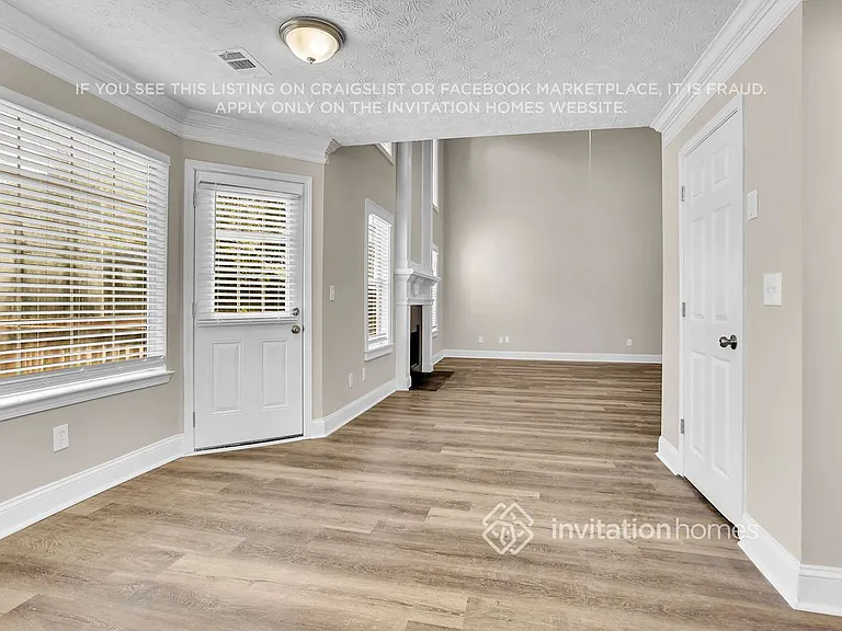 6054 Trailside Cv — Photo 17