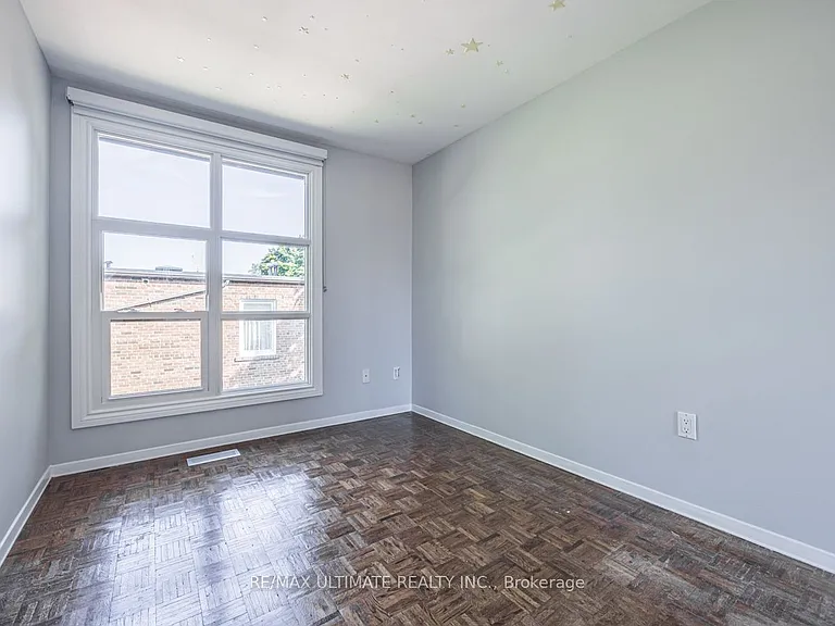 525 Balliol St #17 — Photo 23